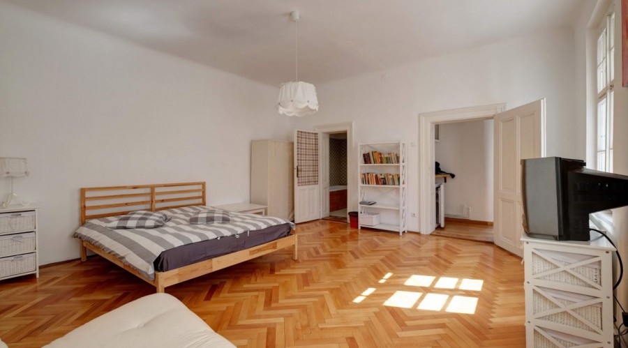 /images/accms/2629/sofa-central-studio-apartman-nagyszeben-900x500.jpg